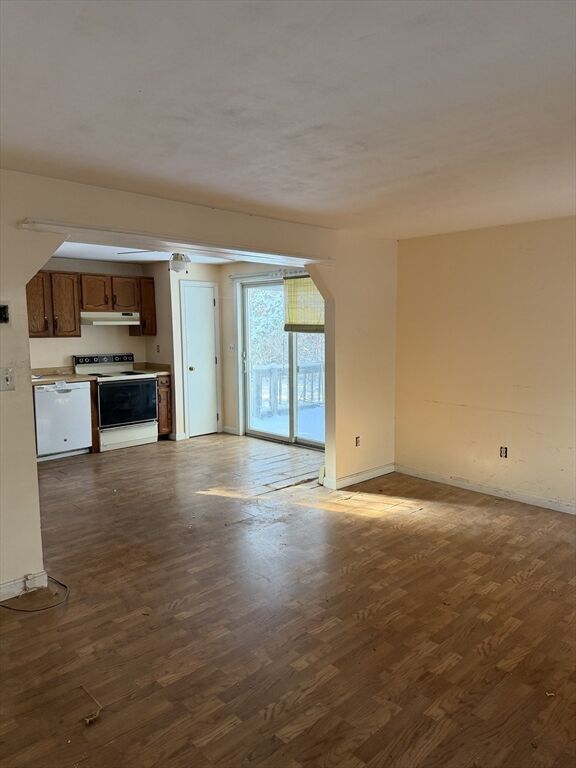 Property Photo:  147 Chippingstone Rd  MA 02648 