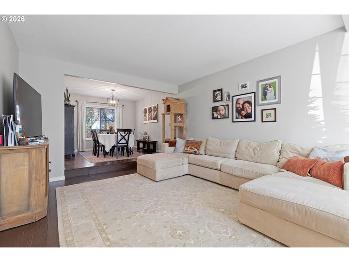 Property Photo:  3619 N Knoll Dr  OR 97132 