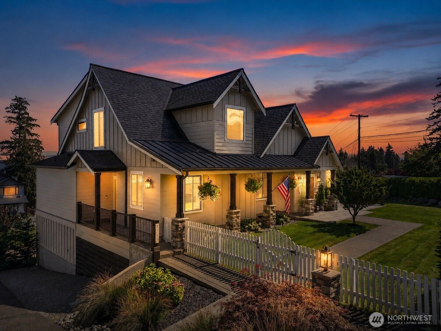 Property Photo:  4717  127th Avenue E  WA 98372 