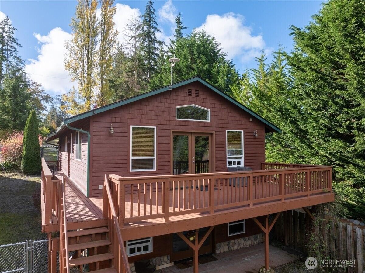 Property Photo: 1577 Silver Fir Drive A WA 98282