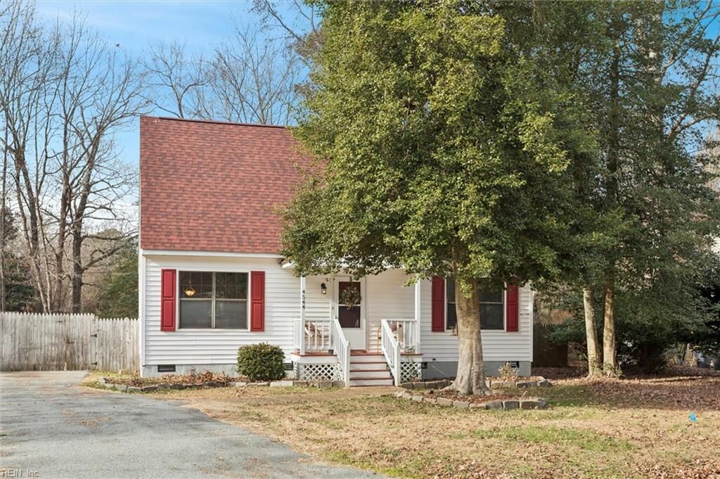 Property Photo: 4544 Wimbledon Way VA 23188