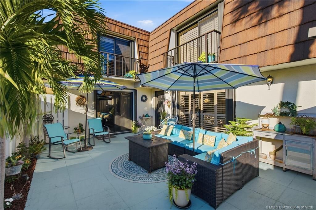 Property Photo:  5982 SE Riverboat Drive  FL 34997 