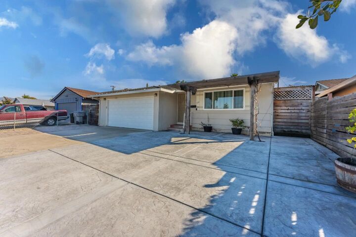 Property Photo:  434 Mignot Lane  CA 95111 