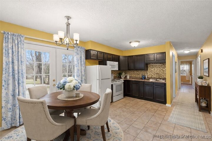 Property Photo:  103 Summers Lane NW  IN 47115 