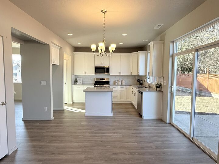 Property Photo: 9523 E Michielli Ln Lot 6 WA 99206