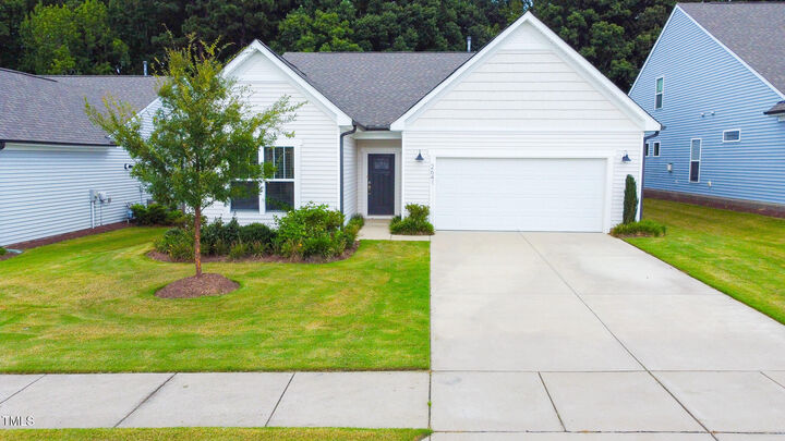 Property Photo:  2641 Nassau Trace  NC 27526 