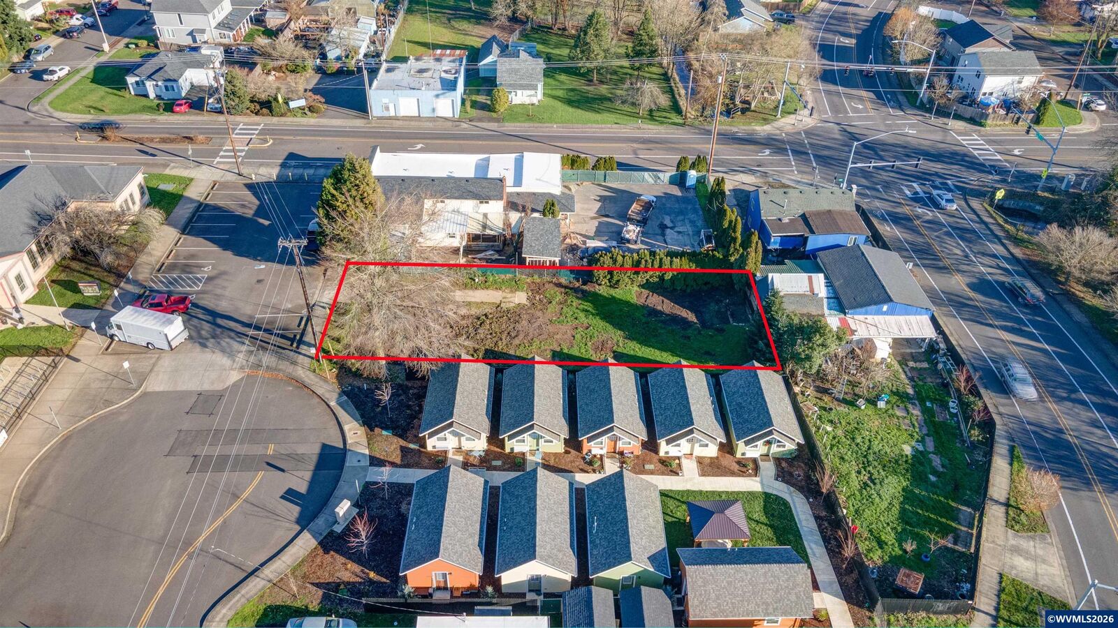 Property Photo: 1758 Aguilas Ct NE OR 97301