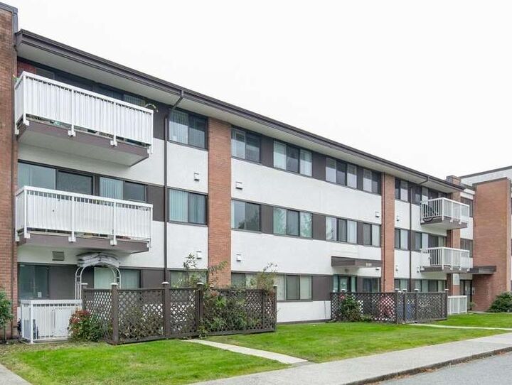 8080 Ryan Road 203 — photo 1