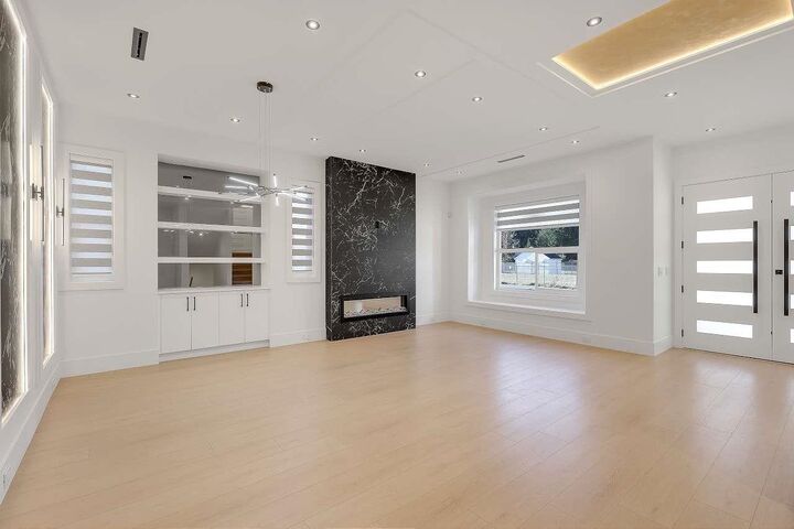 Photo de la propriété:  88 171 Street  BC V3Z 9P5 