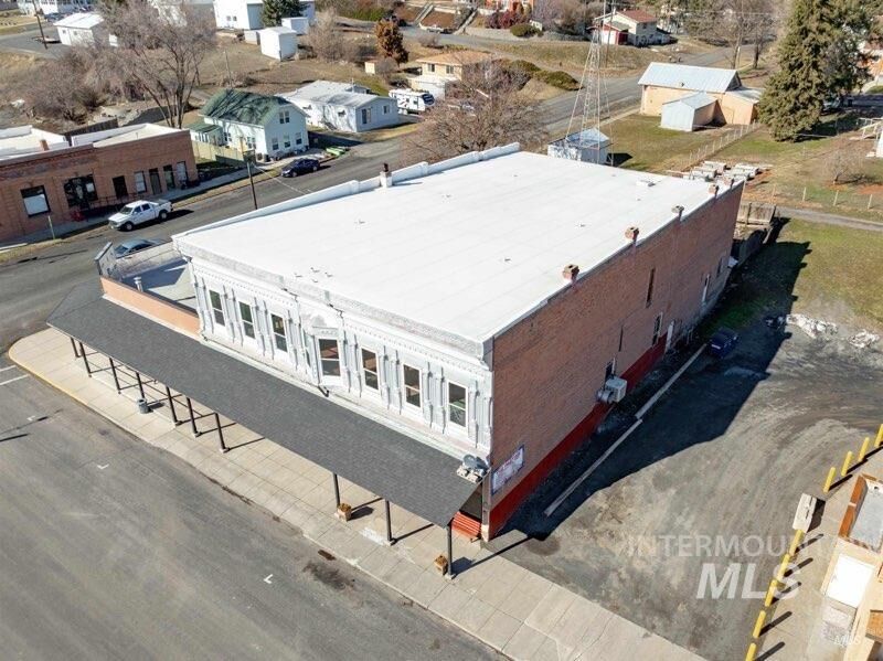 Property Photo:  132 E Walnut Street  ID 83832 