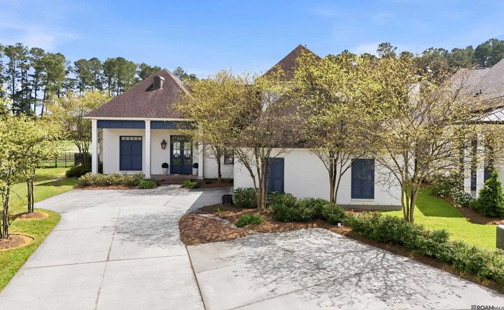 Property Photo:  9421 St Andrews Ct  LA 70726 