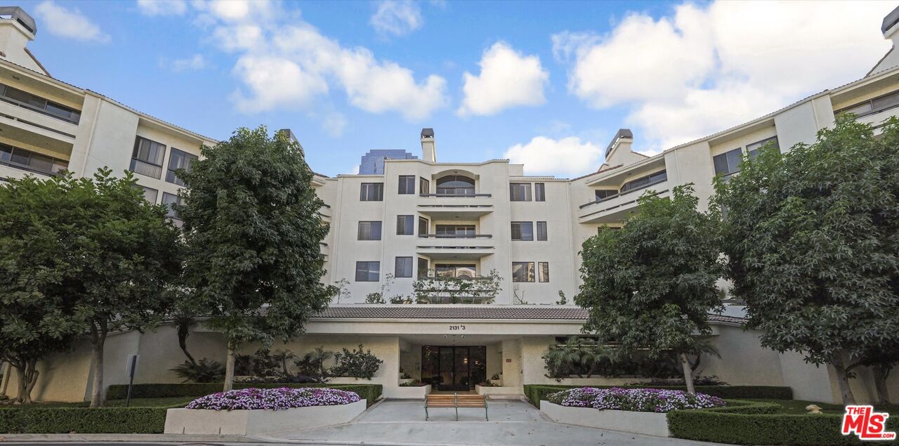 Property Photo:  2131 Century Park Ln  CA 90067 