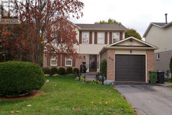 Property Photo:  834 Somerset Crescent  ON K7P 1G5 