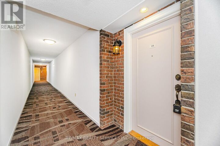 Property Photo:  3 Lisa Street 108  ON L6T 4A2 