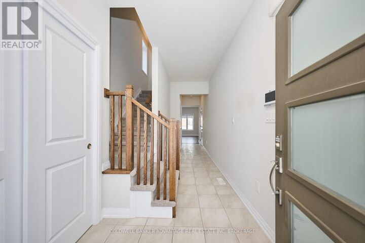 Photo de la propriété: 90 West Creek Court ON L3C 0K8