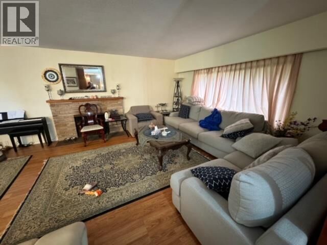 Property Photo:  1490 Mathers Avenue  BC V7T 2G7 