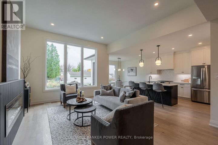 Photo de la propriété:  3141 Gillespie Trail  ON N6P 0L4 