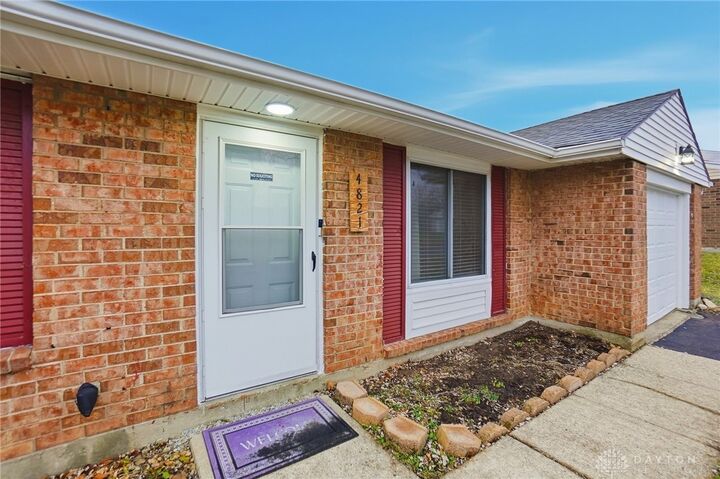 Property Photo:  4821 Meadowvista Drive  OH 45424 