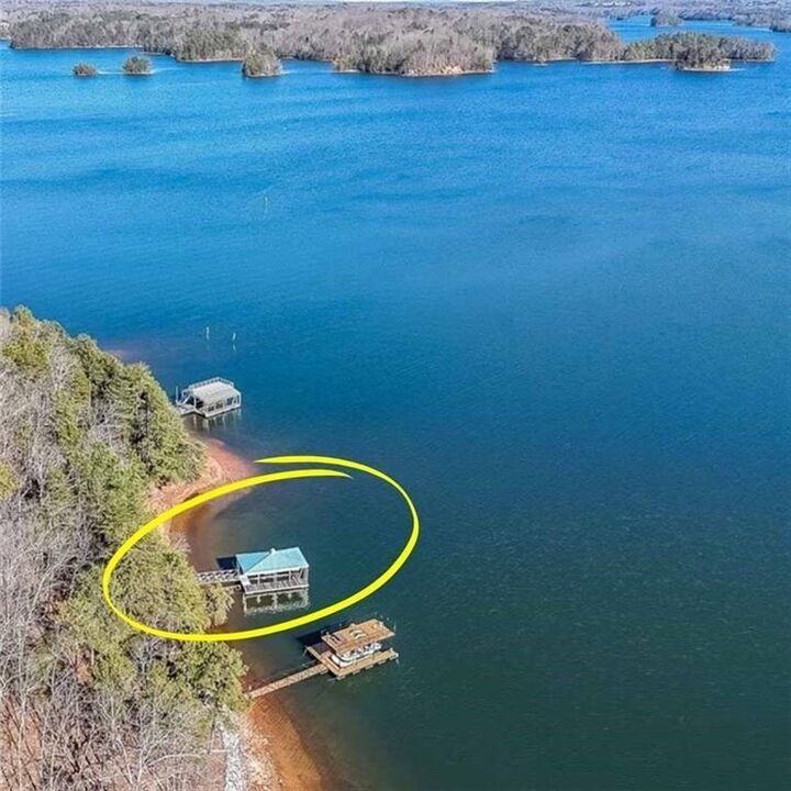 Property Photo:  9460 Chestatee Court  GA 30506 