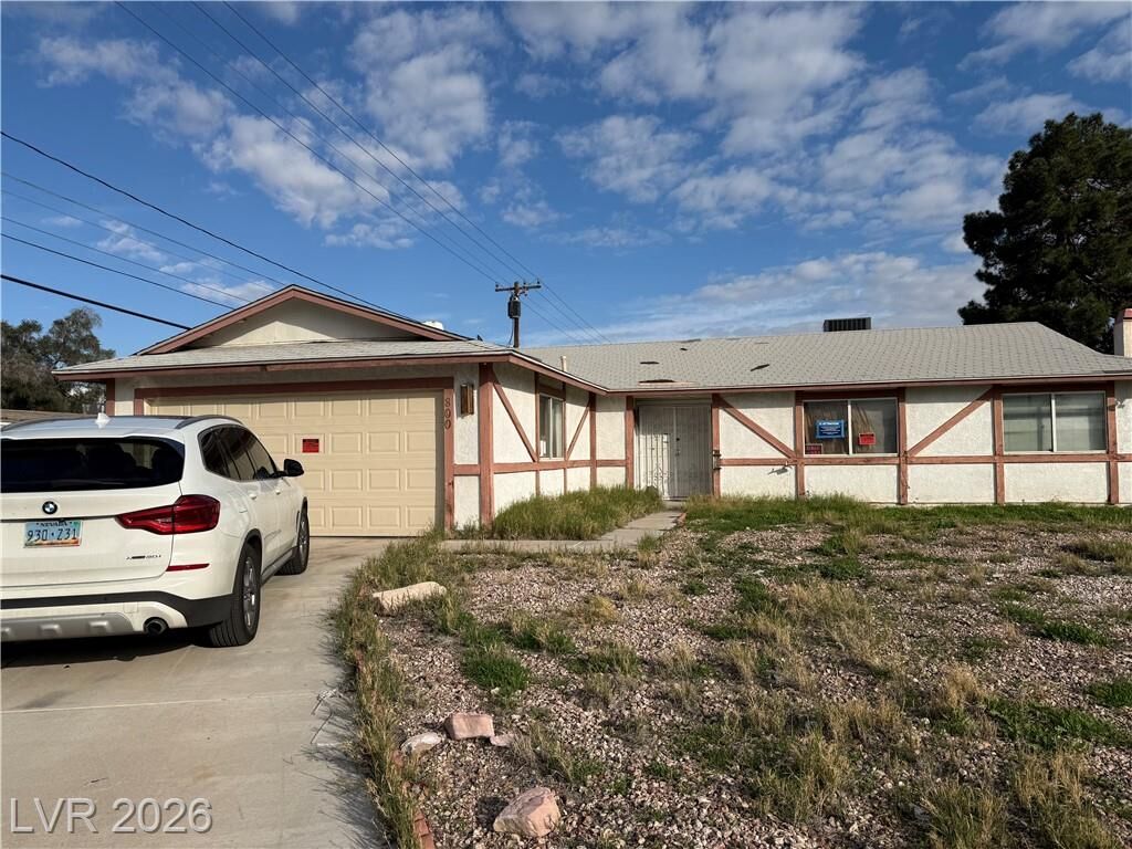 Property Photo: 800 South Mallard Street NV 89107
