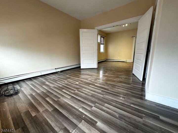 Property Photo:  327 Ashton Ave  Unit 1L  NJ 07036 