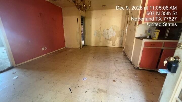 Property Photo:  607 N 35th Street  TX 77627 