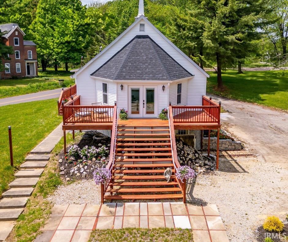 Property Photo: 7425 S Harmony Road IN 47403