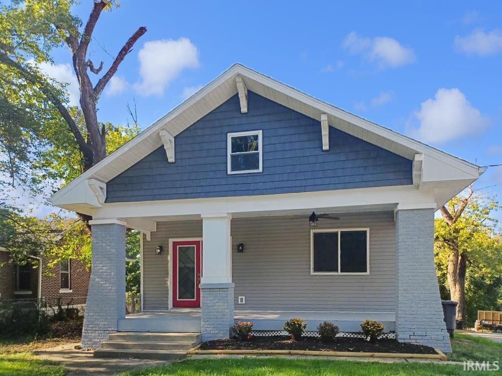 Property Photo:  3704 Stringtown Road  IN 47711 