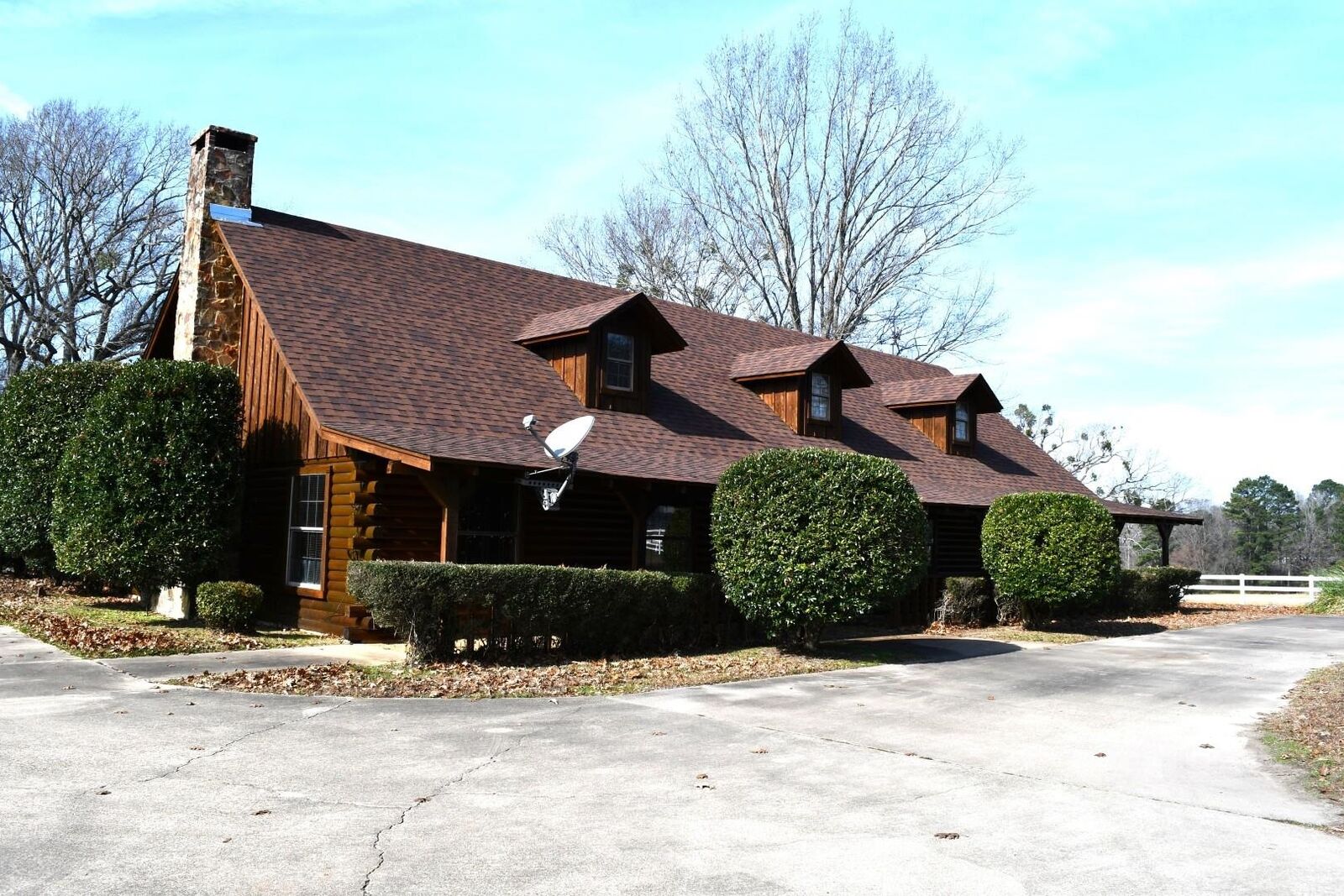 Property Photo:  947 Pumpkin Center Rd  TX 75672 