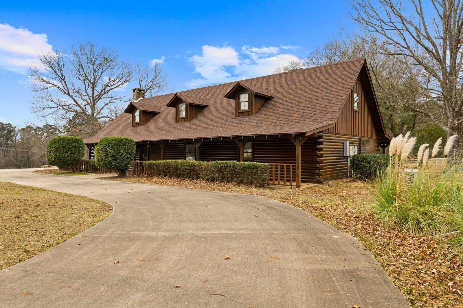 Property Photo:  947 Pumpkin Center Rd  TX 75672 