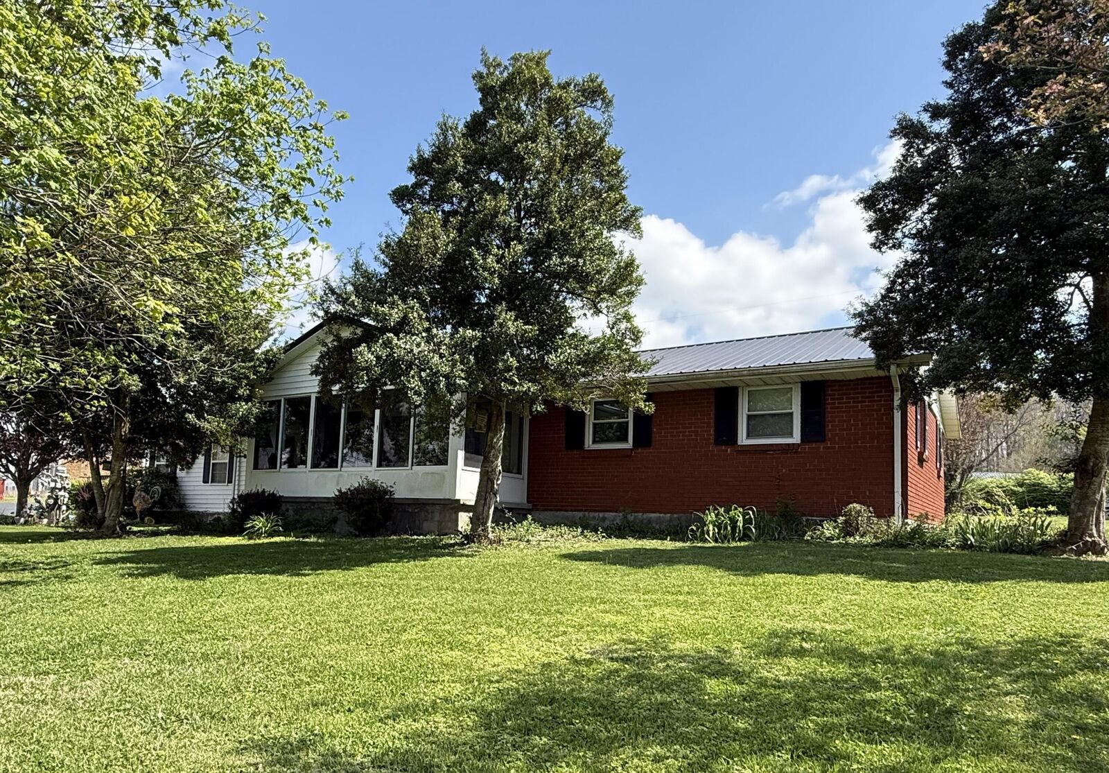 Property Photo:  73 Tyner Loop  KY 40486 