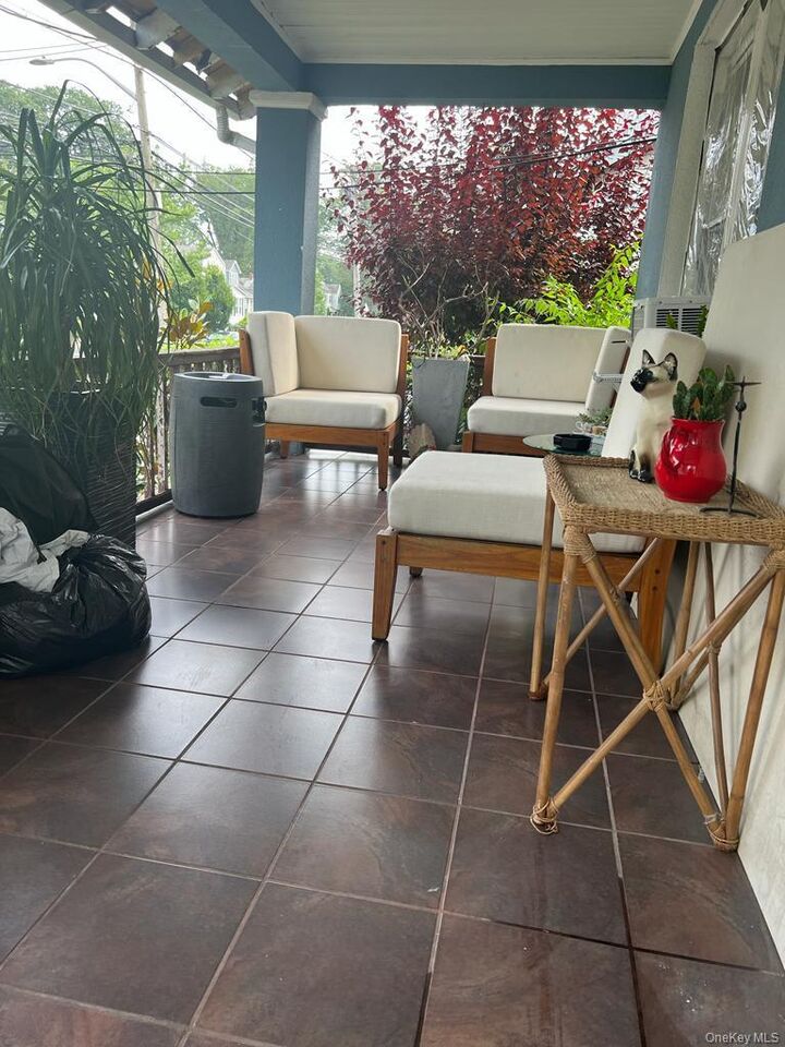 Property Photo:  459-461 Kimball Avenue  NY 10704 