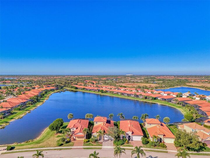 Property Photo:  23692 Waverly Circle  FL 34293 