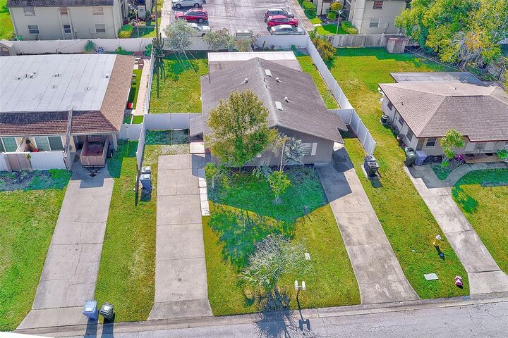 Property Photo:  969 2nd Avenue NE  FL 33770 