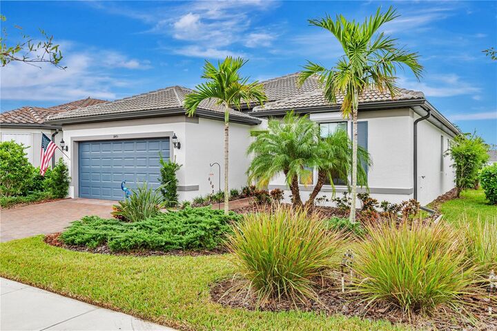 Property Photo: 1445 Hyssop Loop FL 34289