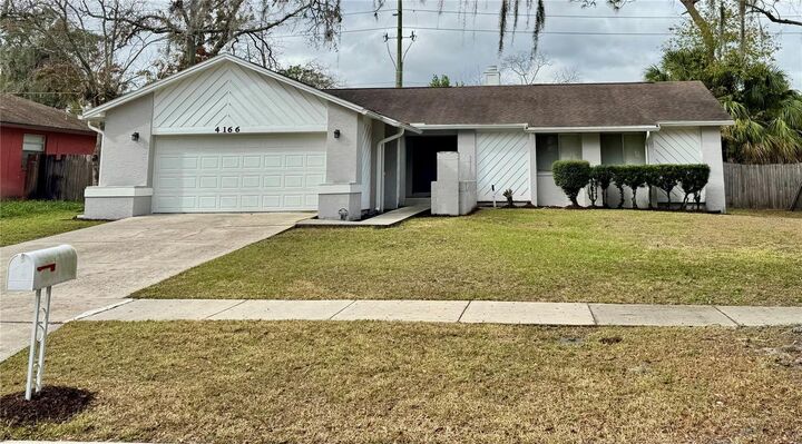 Property Photo:  4166 Rose Petal Lane  FL 32808 