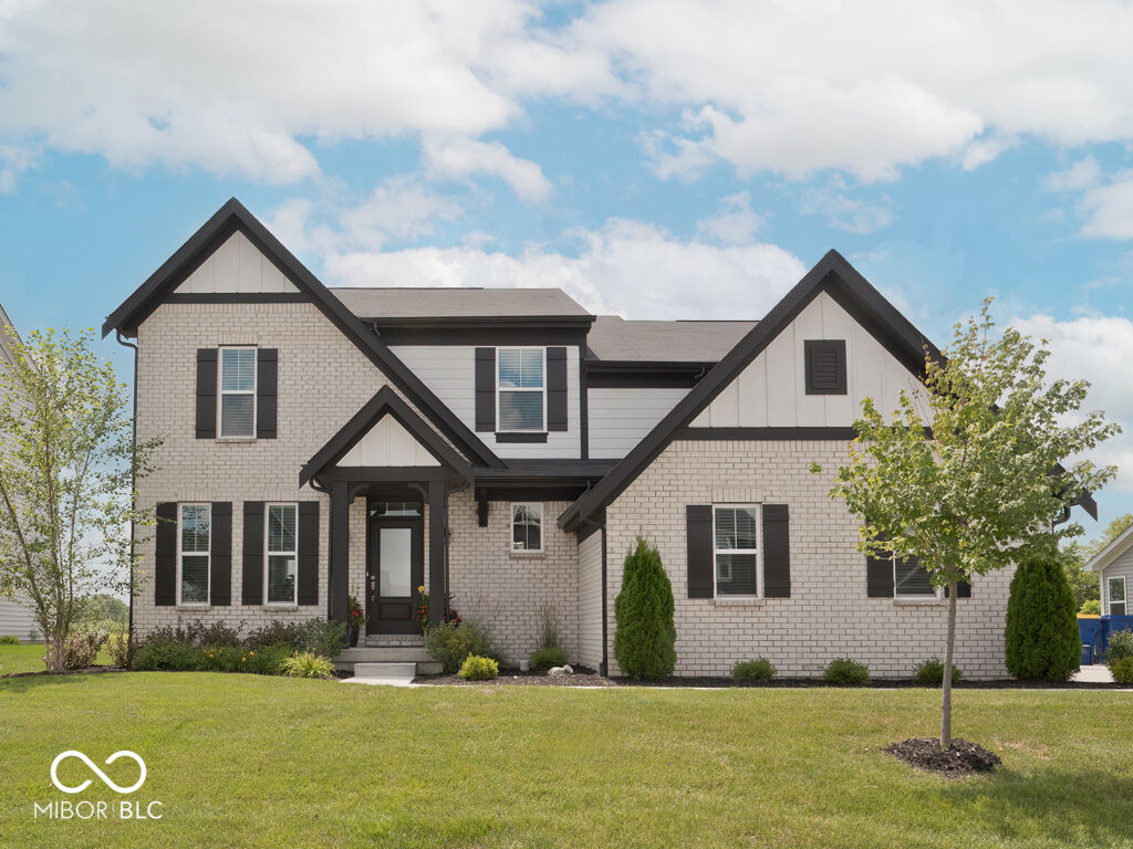 Property Photo:  6475 Teakwood Way  IN 46055 