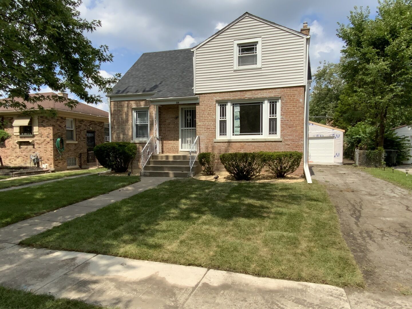 Property Photo:  228 E 141st Street  IL 60419 