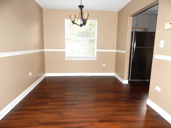 Property Photo: 1216 Calico Avenue IL 60564