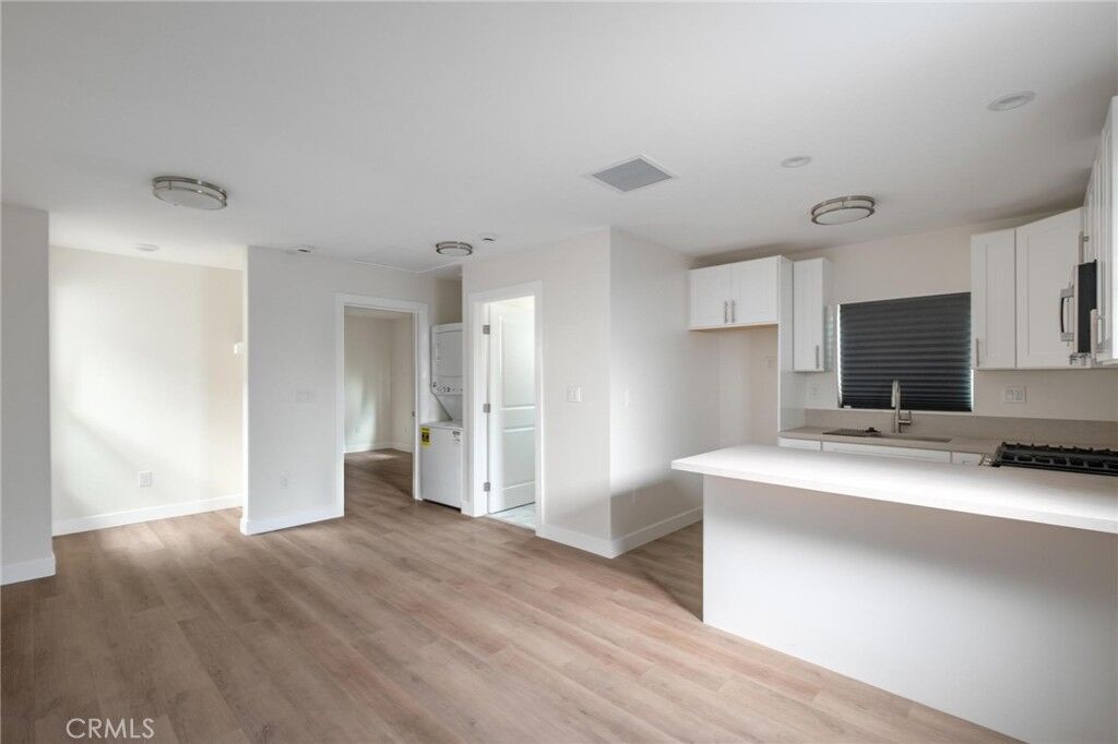 Property Photo: 2115 W 29th A CA 90810