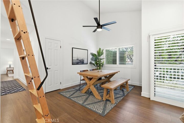 Property Photo:  19222 Shoreline 7  CA 92648 