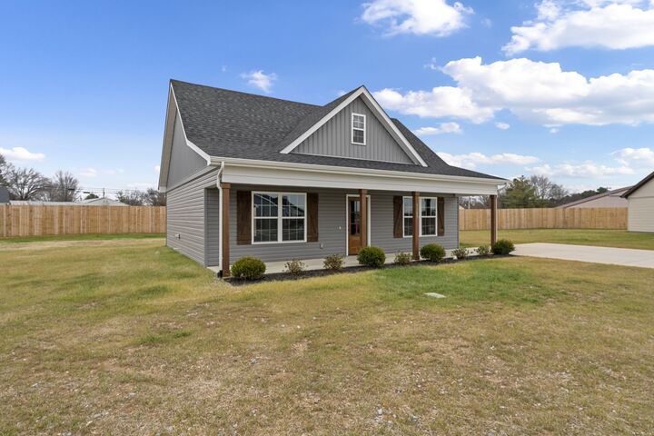 Property Photo:  1105 Brook Court  KY 42134 