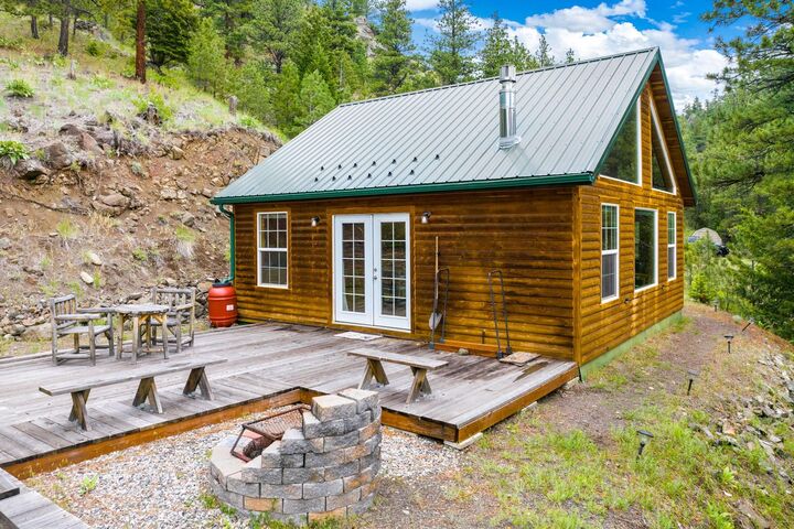 Property Photo:  84 Sugarloaf Mountain Lane  MT 59421 