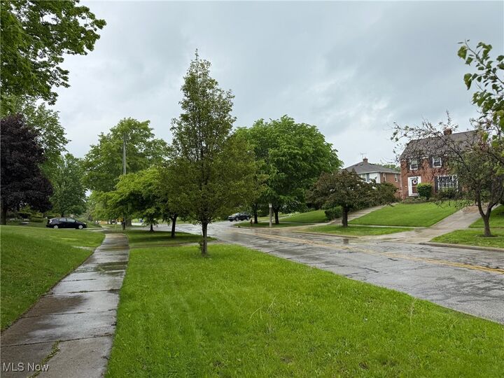 Property Photo:  3874 Washington Boulevard  OH 44118 