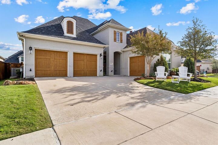 Property Photo:  2816 Maryport Court  TX 75056 