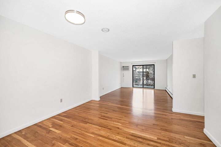 Property Photo:  307 Pawtucket Blvd 24  MA 01854 