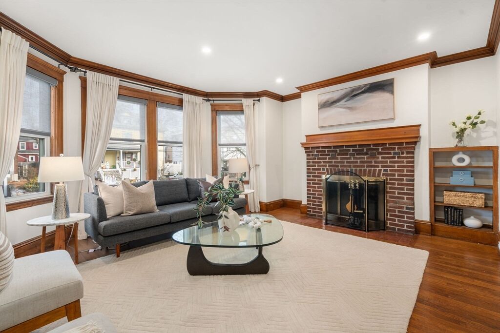 Property Photo:  378 School Street 1  MA 02472 