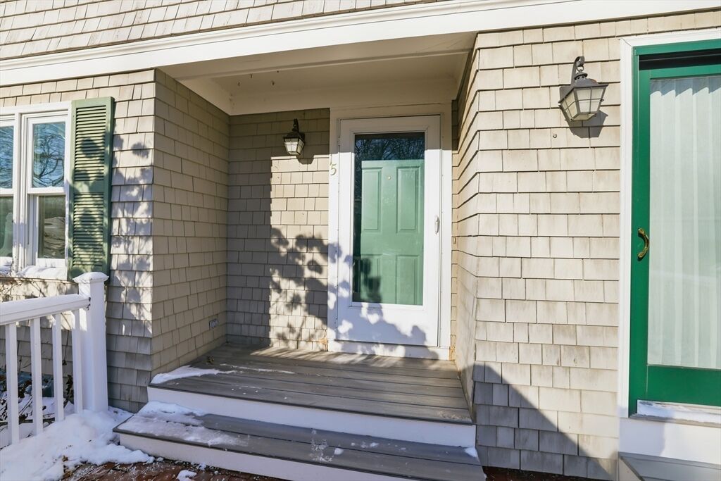 Property Photo:  74 Branch St 15  MA 02066 