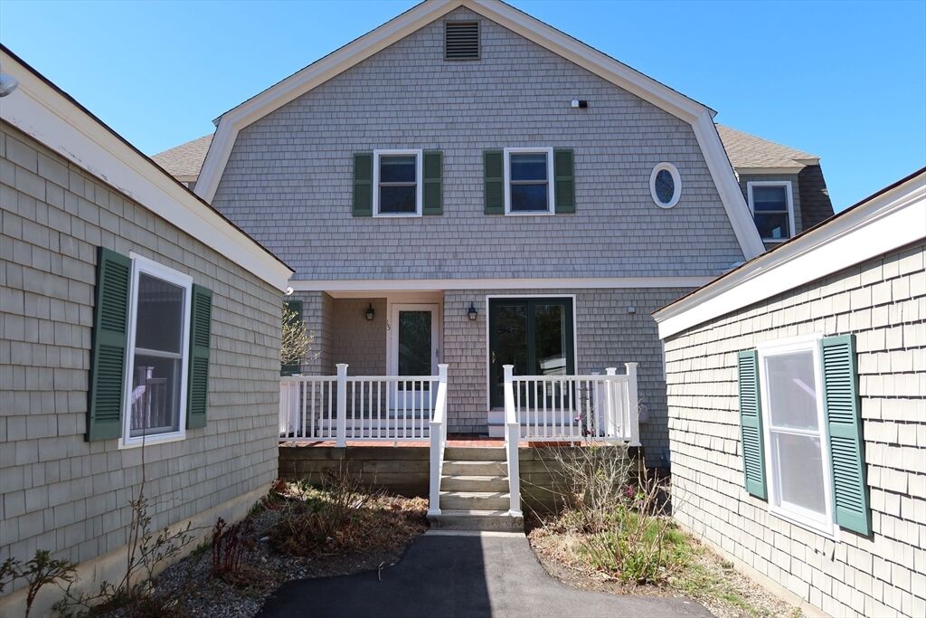Property Photo:  74 Branch St 15  MA 02066 