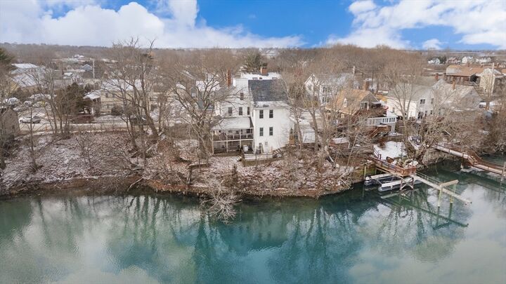 Property Photo:  76 Water Street  MA 01923 